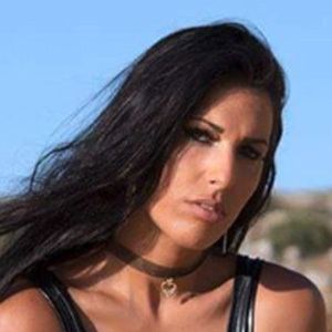 Débora Batista image 4