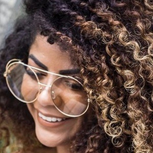 Débora Luz, 36 (YouTube Star)