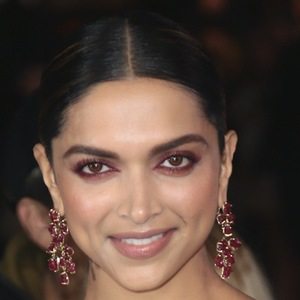 Deepika Padukone, 39 (電影女演員)