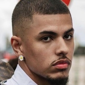 Delfin Finley image 4