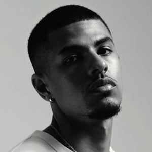 Delfin Finley image 5