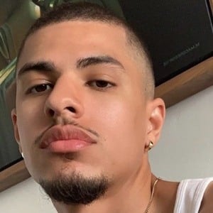 Delfin Finley image 6