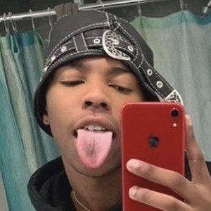 Delli Boe, 24 (YouTube Star)