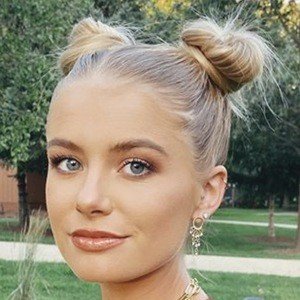 Demi Burnett image 4