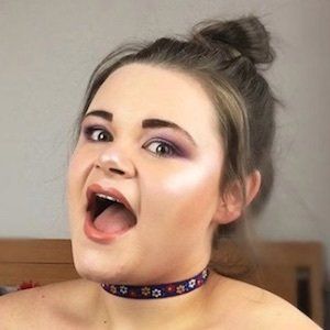 Demi Donnelly, 29 (YouTube Star)
