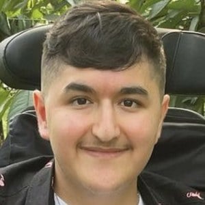 Deniz Eskisan, 26 (Photographer)