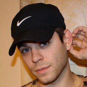 Derek Couture, 29 (YouNow明星)