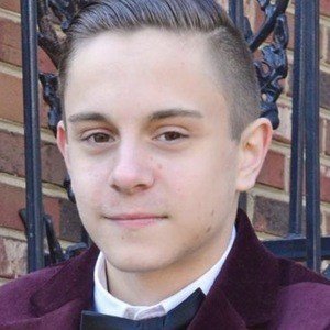 Derek Fry image 8