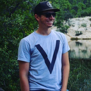 Derek Howlett, 37 (YouTube Star)