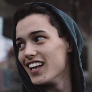 Derek Luh image 7
