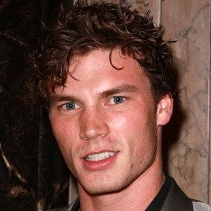 Derek Theler image 7