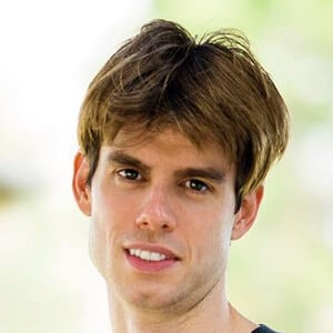 Derek Van Schaik image 4