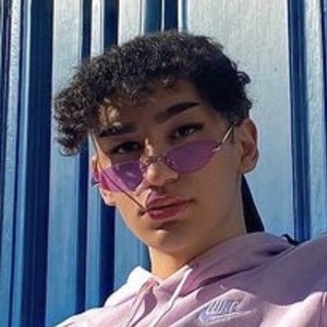 Dersiimx, 24 (TikTok明星)