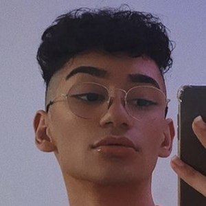 Dersiimx, 24 (Звезда Тиктока)