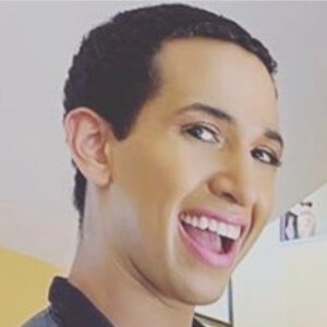 Desmond Fambrini, 31 (Estrella de TikTok)