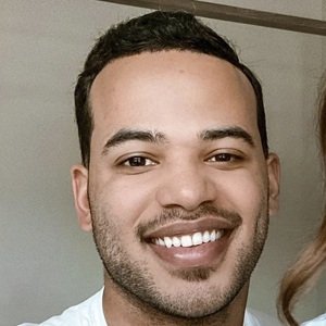 Desmond Scott image 5