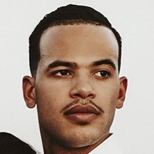 Desmond Scott image 6