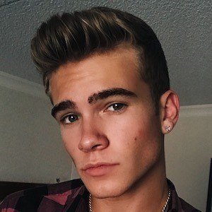 Devin Hayes, 24 (Instagram Star)