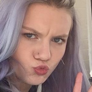 Devon J., 24 (TikTok Star)