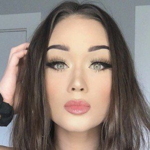Devyn Lundy, 29 (Makeup Artist)