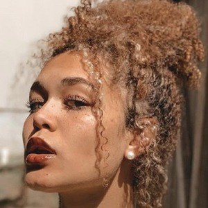 Devyn Winkler, 22 (TikTok Star)