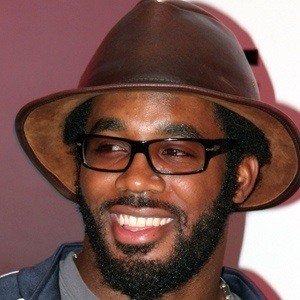 Dhani Jones image 3