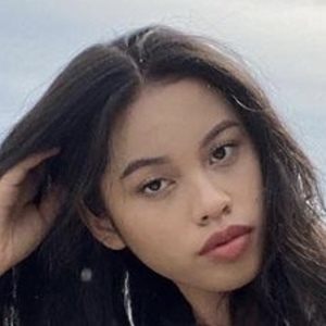 Dhea Matas, 22 (TikToker)