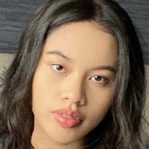 Dhea Matas, 22 (TikTok Star)