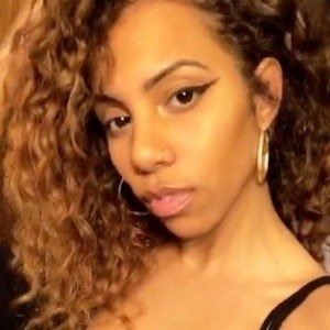 Dia Michelle image 7