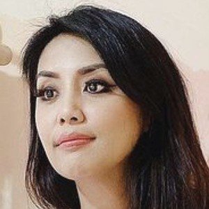 Diah Mastura, 44 (Blogger)