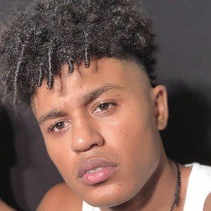 Diahlo Hill, 29 (YouTube Star)