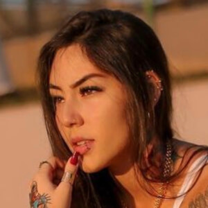 Diana Correa, 23 (DJ)