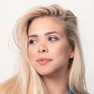 Diana Marcoccia, 33 (TV Actress)