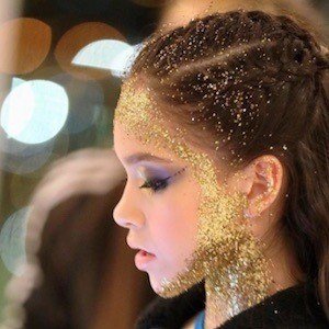 Diana Pombo, 19 (Танцовщик)