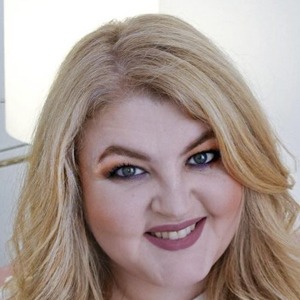 Diana Suvorova, 46 (YouTube Star)