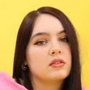 Diana Valverde, 28 (Instagram Star)