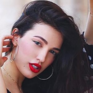 DianaEla, 29 (流行歌手)