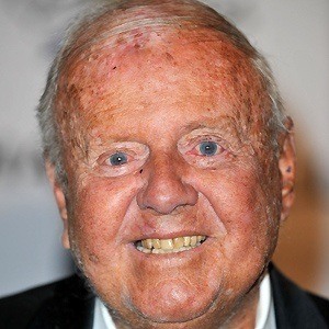 Dick Van Patten (1928 - 2015) (電視演員)