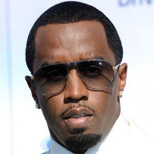 Birth Charts of Celebrities born on 4 Novembre
