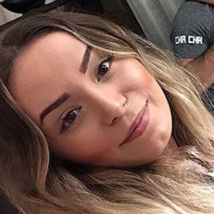 Dilara Yüzer, 32 (電視女演員)