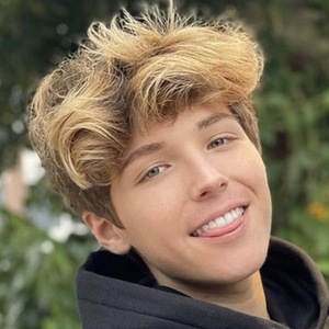 Dillon Ensor, 21 (TikTok Star)