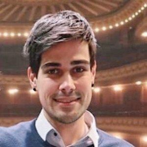 Dimikask, 34 (YouTube Star)