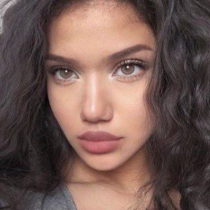 Dina Denoire image 8