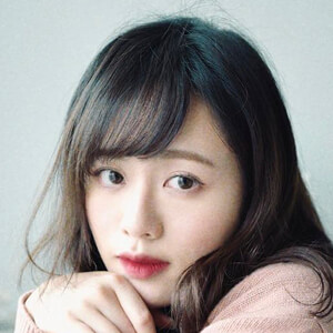 Ding Ding, 29 (Instagram Star)