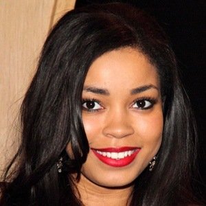 Dionne Bromfield image 4