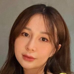 Dior Yaw, 34 (Instagram明星)