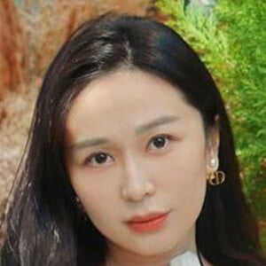 Dior Yaw, 34 (Звезда Инстаграма)