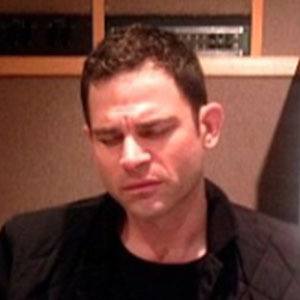 DJ Earworm, 43 (唱片骑师)