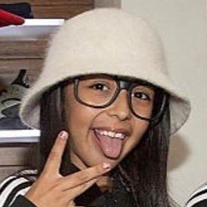 Dj Livia, 18 (唱片骑师)