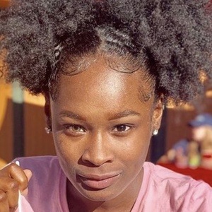 Dnaya Marie, 24 (Instagram Star)